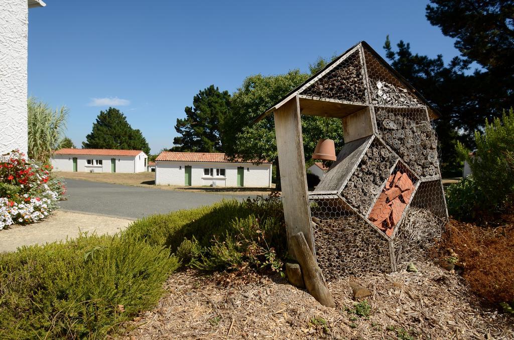 Village Vacances De Chantonnay Exterior photo