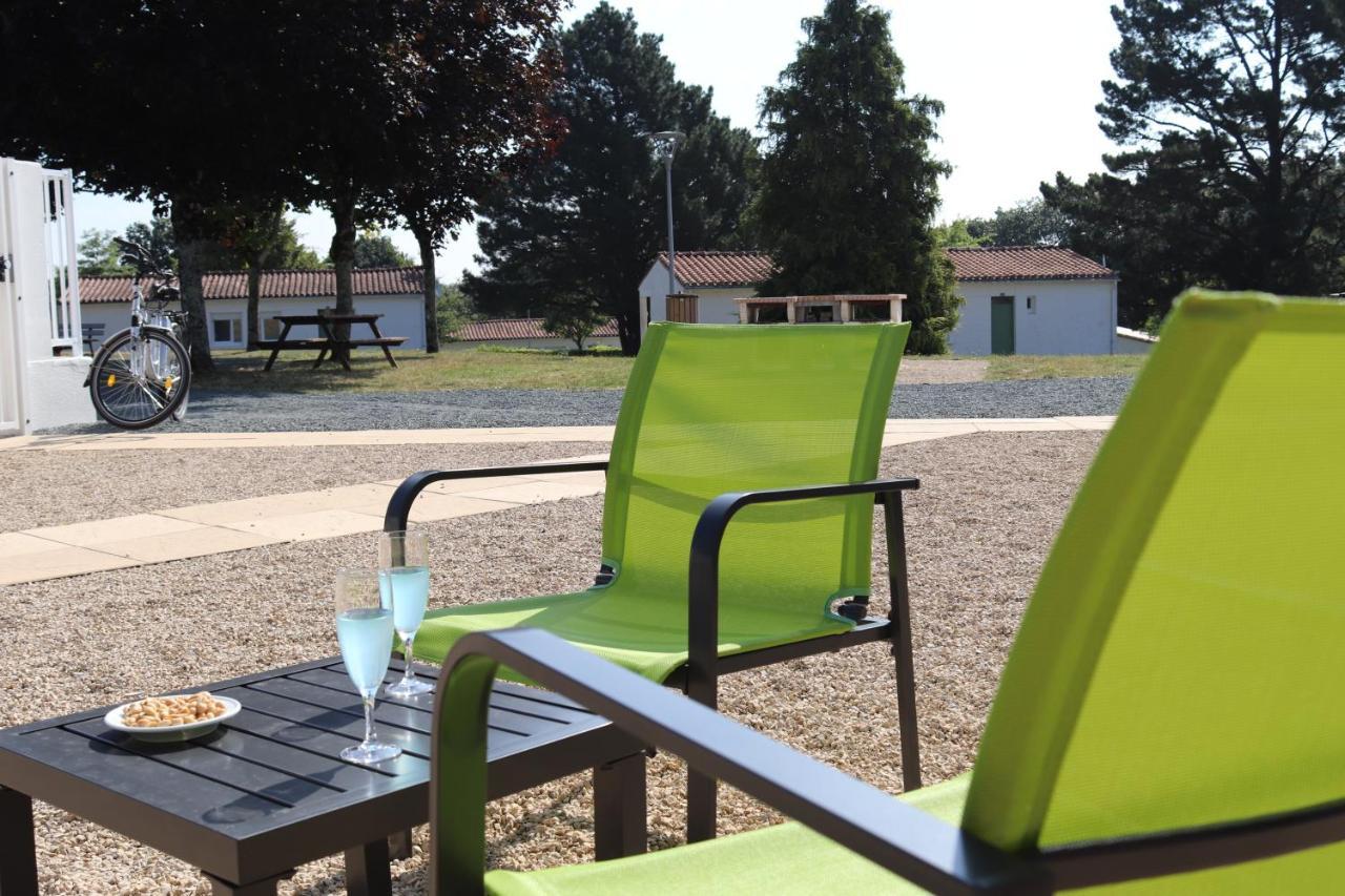 Village Vacances De Chantonnay Exterior photo